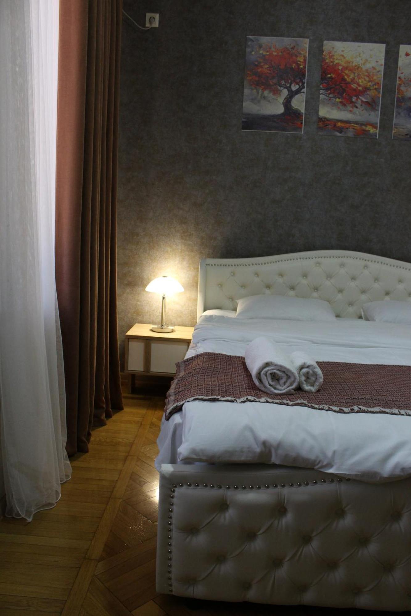 Отель Memory Basket Кутаиси Экстерьер фото